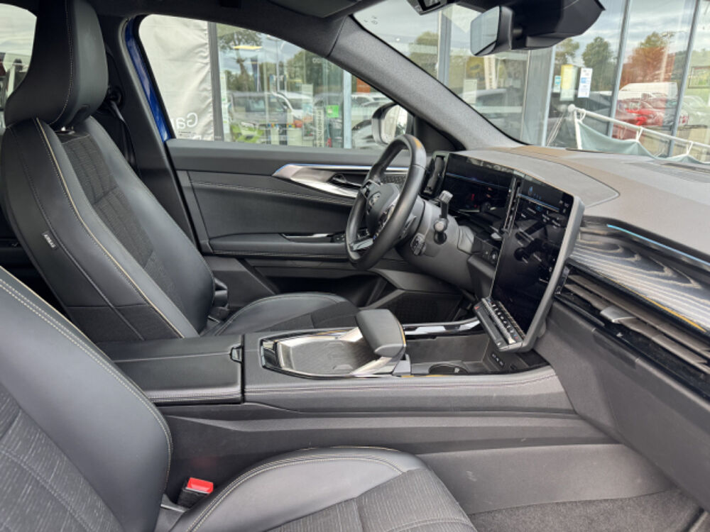 Austral mild hybrid 160 auto Iconic 2023 occasion 42210 Bellegarde-en-Forez