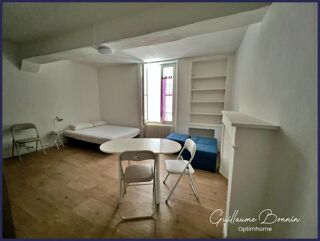  Immeuble à vendre 15 + pièces 422 m²