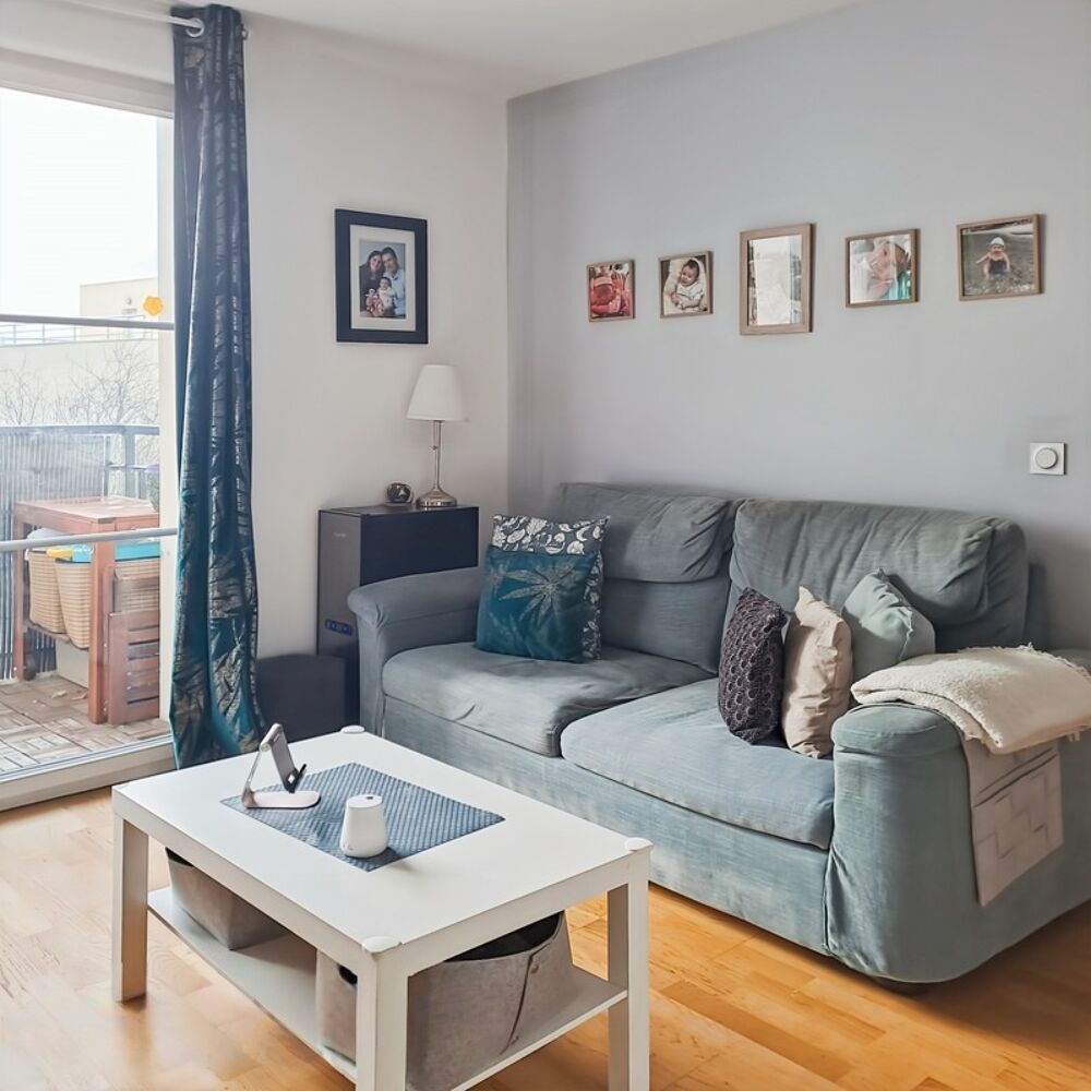 Appartement T4 à vendre, 4 pièces, 1 balcon, 1 parking en sous-sol, 1 cave, accès PMR - PLAISIR (78370)