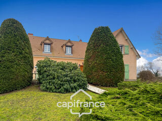  Maison  vendre 8 pices 270 m