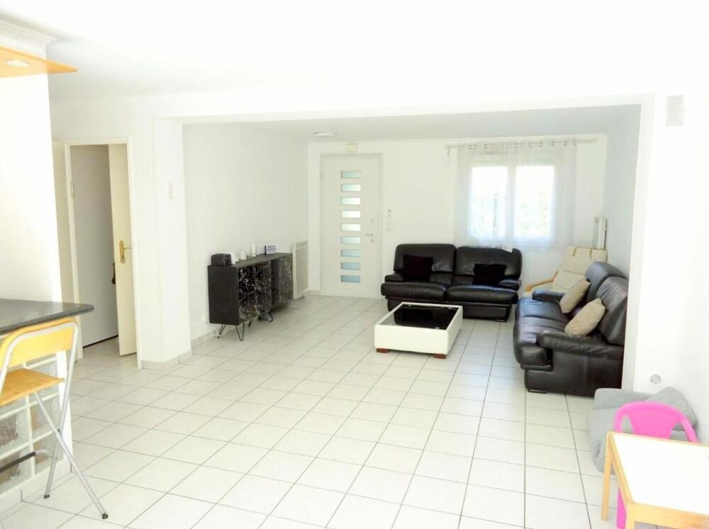 SARCELLES - Maison 7 pièces / 5 chambres - 132 m2- 481 000 € FAI
