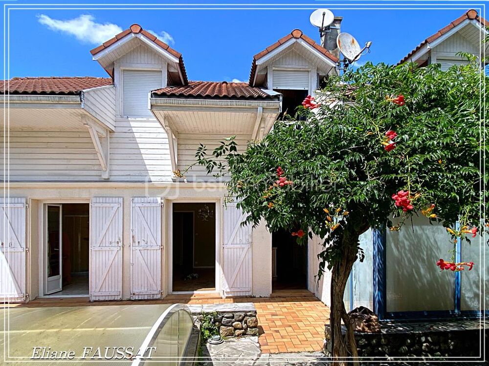 Maison de ville, 5/6 chambres 170m² avec piscine couverte, dépaysement exotique à Tarbes !!!