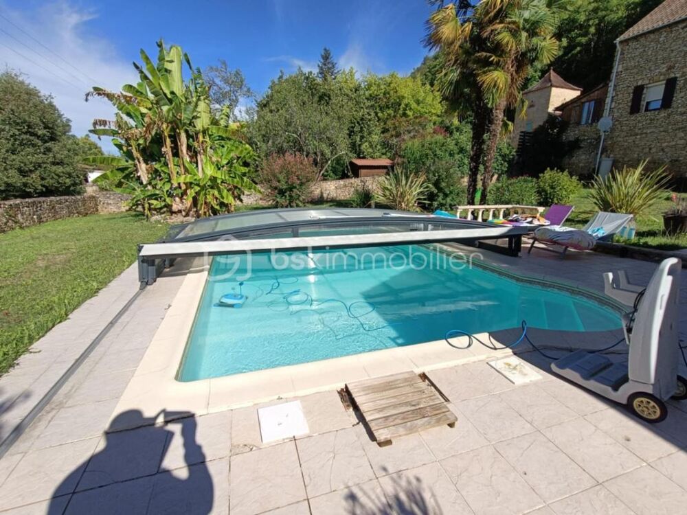Vente Maison Magnifique Ensemble Immobilier en Pierres Entièrement Rénovée Comprenant 1 Longère, 1 Gite, 1 Grange et 1 Piscine sise au Coux e Coux et bigaroque
