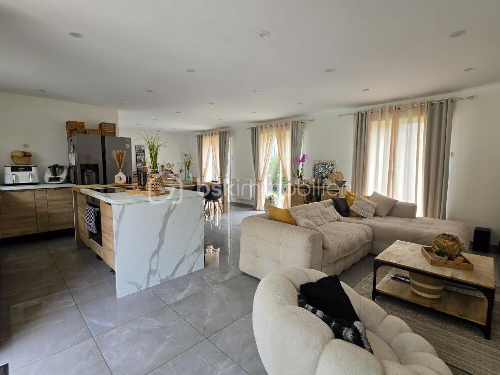 Vente Maison Maison de plain-pied avec grand terrain plat Pommeuse