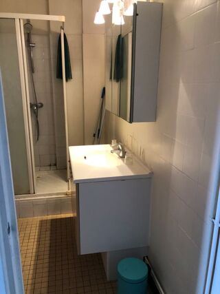  Appartement à louer 3 pièces 64 m²