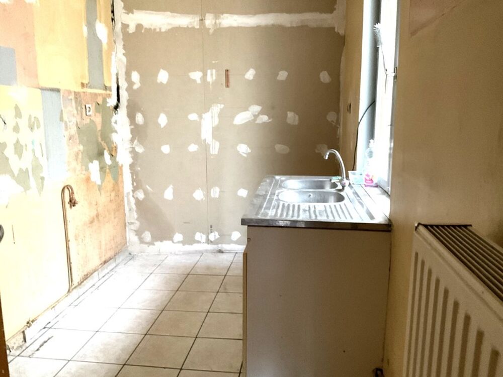 MAISON 4 PIECES A RENOVER