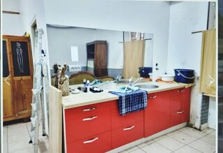  Immeuble à vendre 7 pièces 220 m²