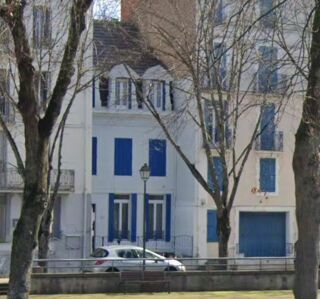  Immeuble à vendre 13 pièces 189 m²