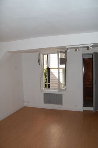  Appartement à louer 2 pièces 32 m²