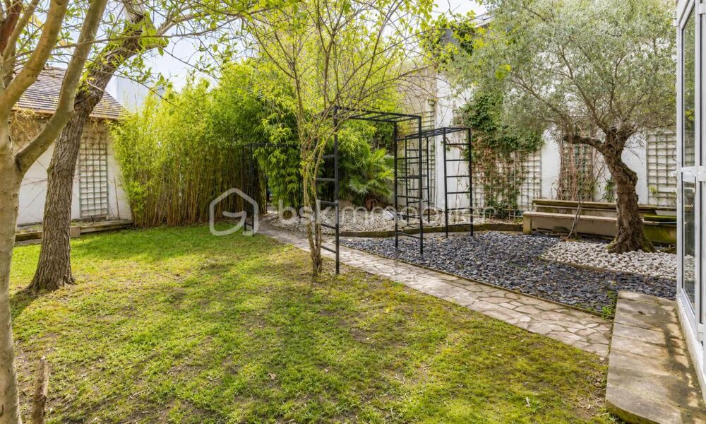 Vente Maison COLOMBES – MAISON D'ARCHITECTE DE 193 m² AVEC DÉPENDANCE, SOUS-SOL TOTAL ET JARDIN PAYSAGER – UN BIEN RARE AUX PORTES DE PARIS Colombes