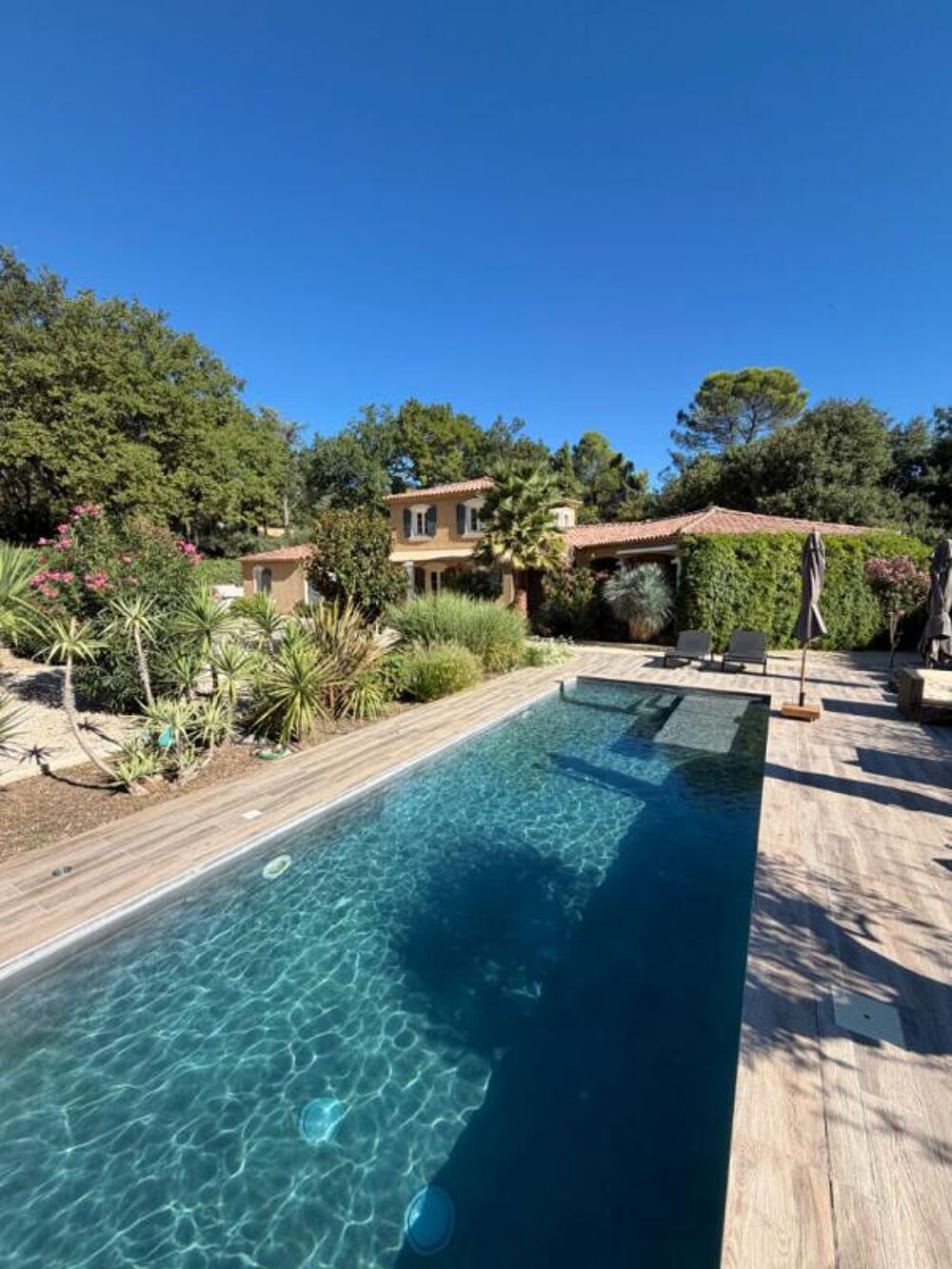 Vente Villa VILLA D'EXCEPTION 172 m² - PISCINE - TERRAIN ARBORÉ DE 2 000 m² Rochefort du gard