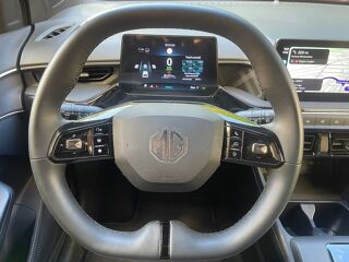 MG3 lll 1.5 i 194 Hybrid+ BVA Luxury - Automatique Entretien con 2024 occasion 83160 La Valette Du Var