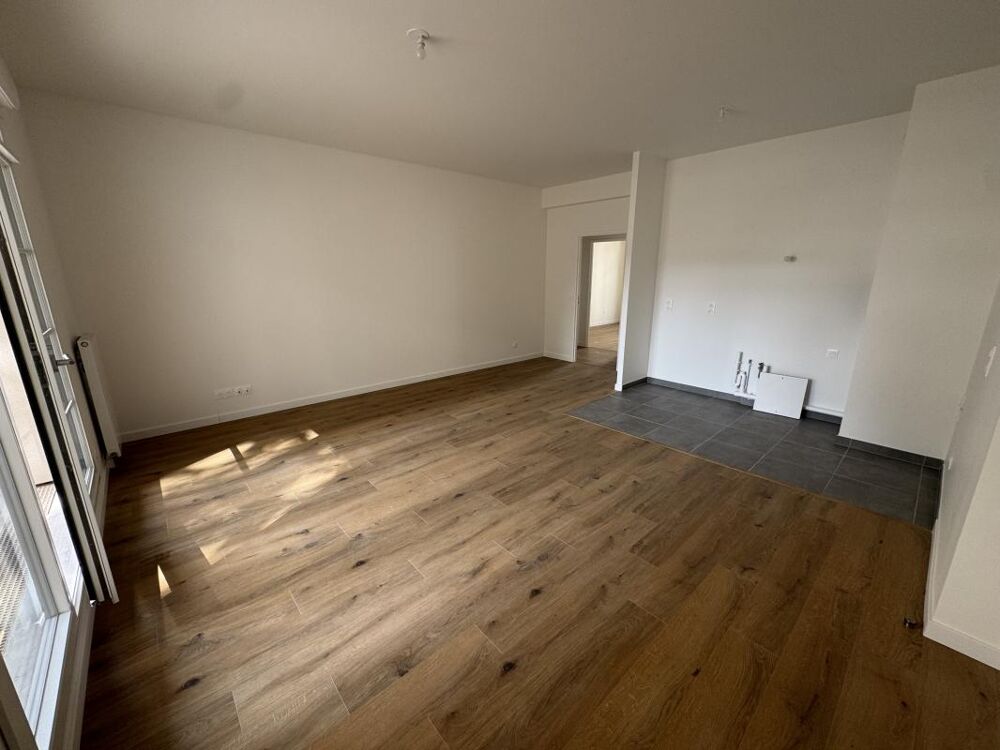 Vente Appartement * DEJA LIVRE - 4 PIECES -TERRASSE 22m2  - PARKING- Proche Métro Saint ouen sur seine