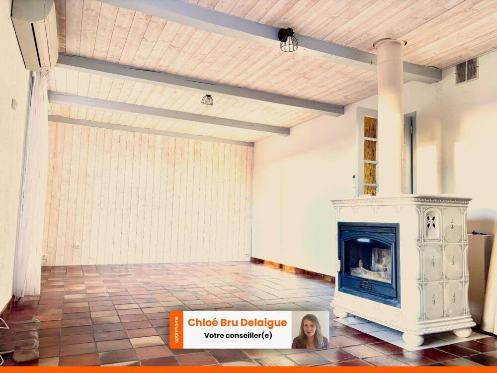 Vente Maison Maison familiale de plain-pied avec piscine couverte et vue sur le Pic de Nore – 171 m² – terrain 1 704 m² Saint affrique les montagnes