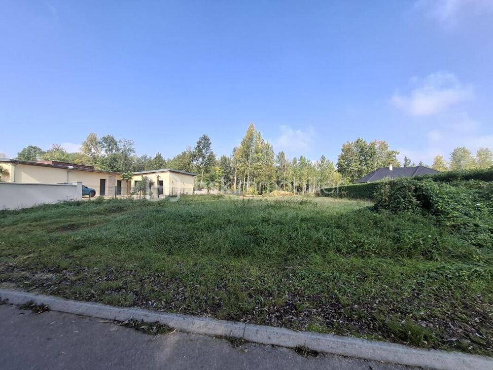 Vente Terrain Terrain constructible et viabilisé Saint pouange