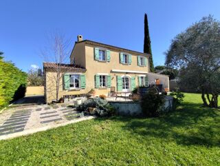  Maison  vendre 8 pices 130 m