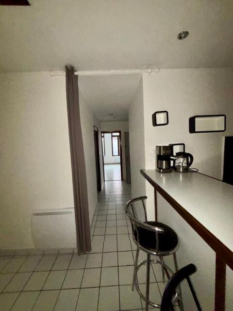  Appartement  louer 1 pice 38 m