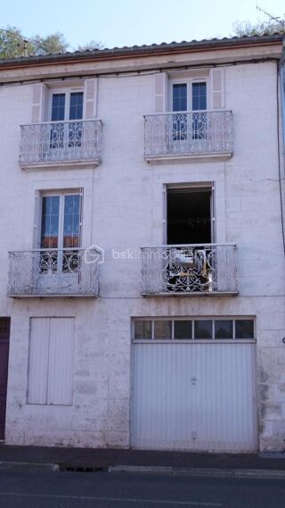  Immeuble à vendre 12 pièces 270 m²