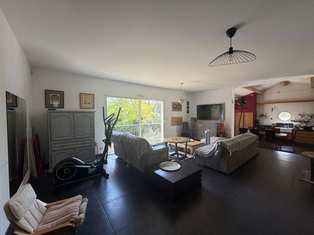 Vente Maison Maison T5 avec studio de type 2  et double garage Istres