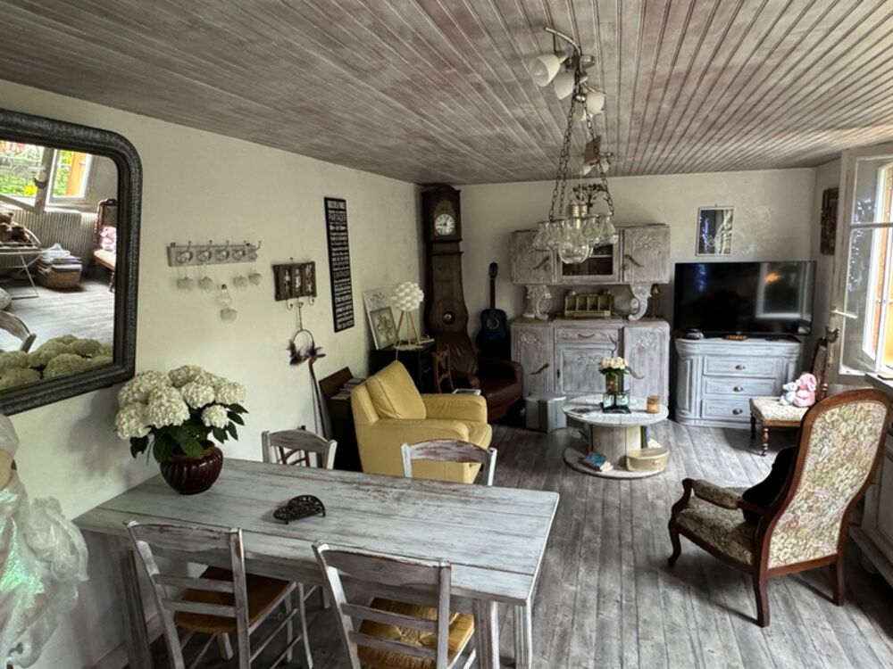MAISON DE CARACTÈRE DANS UN CADRE UNIQUE