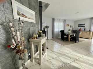  Villa � vendre 6 pi�ces 148 m�