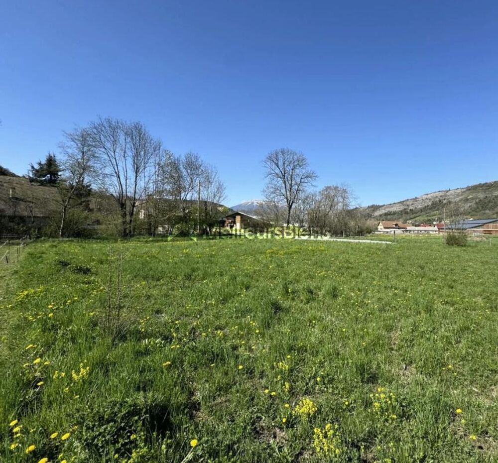 Vente Terrain Magnifique terrain à gap, 666 m² viabilisé, pour 200 m2 constructible Gap