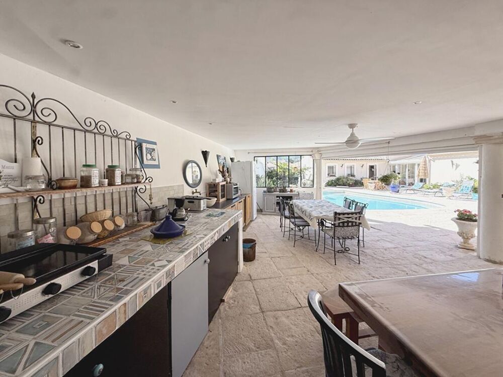 Vente Maison Maison haut de gamme 4 chambres 182 m2 + garage et dépendances Malijai