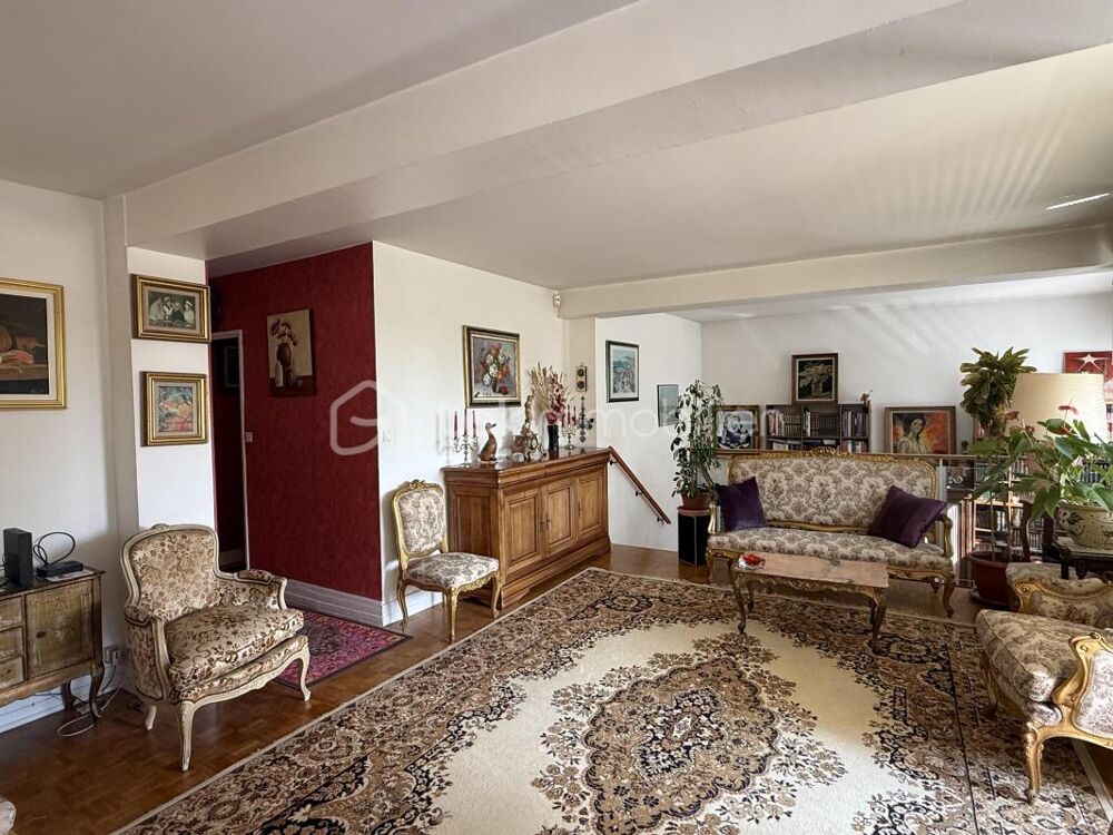 Vente Appartement Superbe appartement situé au 6? étage d'une résidence de standing, sécurisée et parfaitement entretenue, avec une vue imprenable Le mans