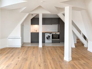  Appartement à louer 2 pièces 63 m²