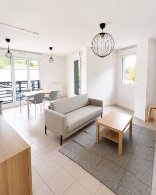  Appartement à louer 3 pièces 64 m²