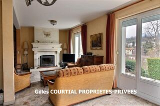  Maison à vendre 12 pièces 302 m²