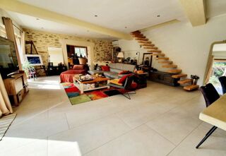  Maison à vendre 10 pièces 463 m²