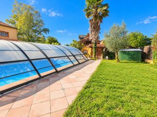 Vente Maison Maison de 248m2 avec piscine et garage Saint laurent de neste