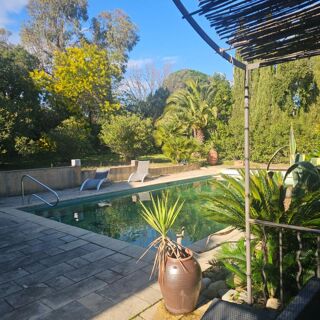  Villa à vendre 6 pièces 165 m²