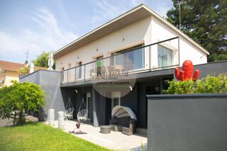  Maison � vendre 8 pi�ces 211 m�