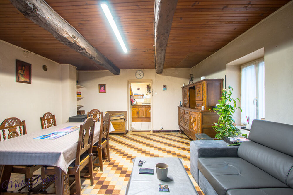Appartement 108m2, 6 pièces à POLLIONNAY (69) - 4 chambres, 1 bureau et grand terrain