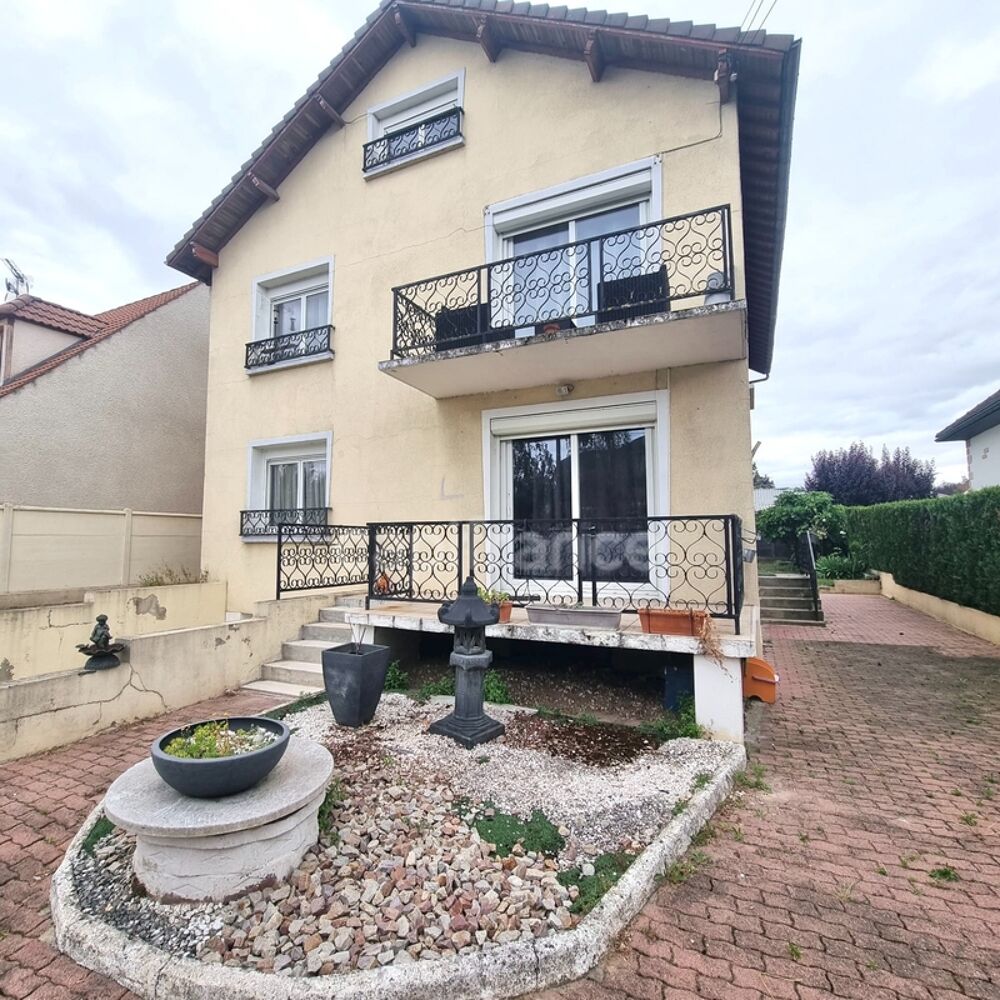 Dpt Yvelines (78), à vendre GARGENVILLE maison P8 de 170 m² - Terrain de 430,00 m²