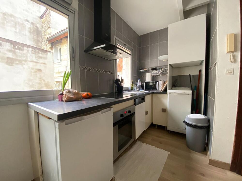 Vente Appartement Charmant appartement T4 Place Ste Eulalie à Bordeaux Bordeaux