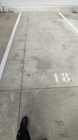  Parking / Garage � vendre 