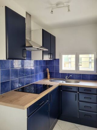  Appartement à louer 2 pièces 42 m²
