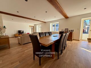  Maison à vendre 10 pièces 264 m²