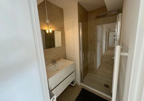  Appartement � louer 1 pi�ce 80 m�