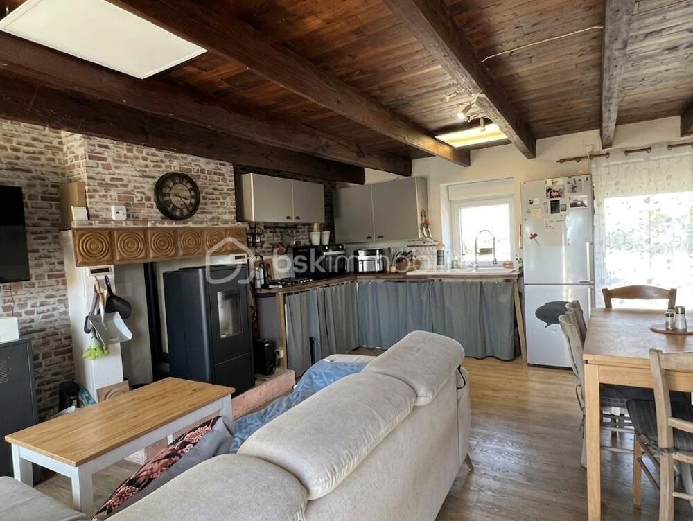 Vente Maison CHARMANTE MAISON  5 PIECES – 118 m² (166 m² au sol) – VIE DE PLAIN PIED - GARAGE - JARDIN Josselin