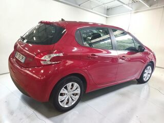 208 1.0 VTI 68 ACTIVE 5P 2015 occasion 06640 Saint-Jeannet