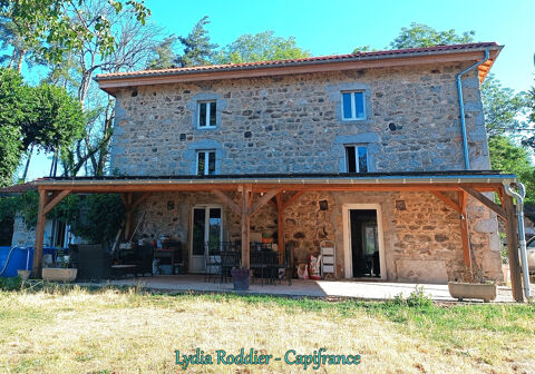   Maison 177 m2 - 6 pièces - 3 Chambres avec vue exceptionnelle à Saint Victor Montvianeix (63550) Maison - 6 pièce(s) - 177 m²