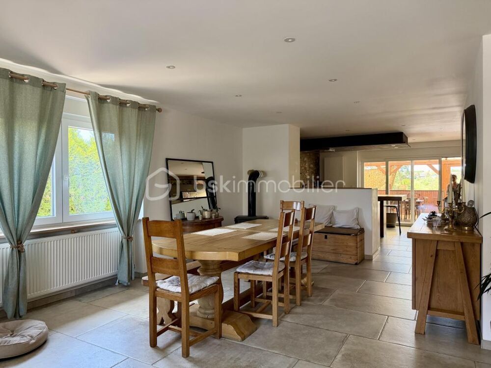 Propriété de 241m2 sur 90 ares de terrain