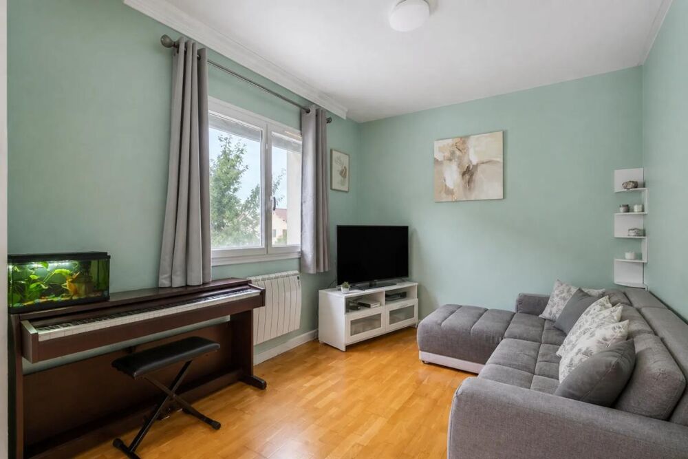 Vente Maison 01120 – LA BOISSE – 79 m² – 3 ch – Jardin de 135 m² – Garage La boisse