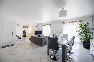  Maison � vendre 6 pi�ces 197 m�