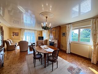  Maison à vendre 7 pièces 245 m²