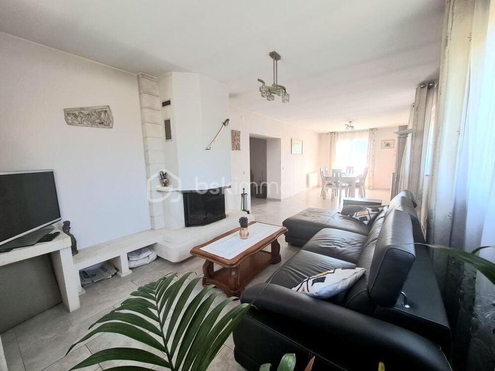 Maison jumelée avec piscine, espace bien-être et dépendance professionnelle-Quartier Rossallmend
